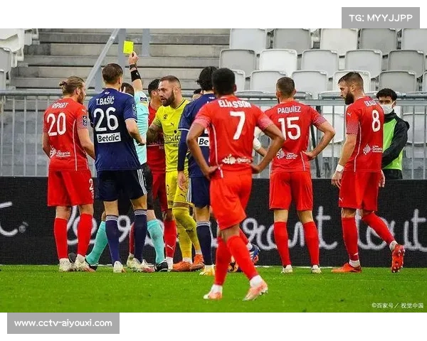 朗斯面临防线伤病考验，如何调整应对密集赛程